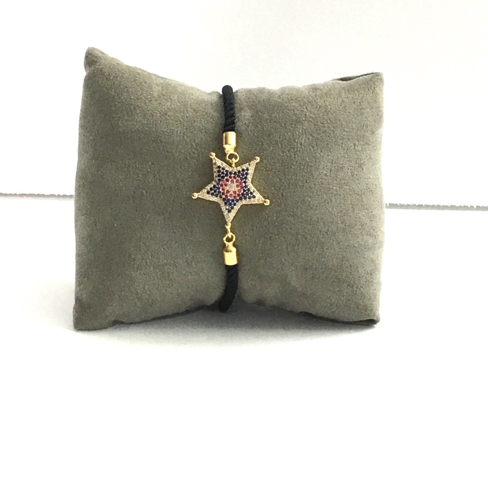 Black String Bracelet with a star Blue/Pink.